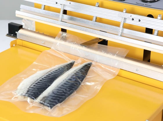 เครื่องซีลสูญญากาศ-VC100-562×417-0 เครื่องซีลสูญญากาศ เครื่องดูดสูญญากาศ เครื่องสูญญากาศ ซีลปลาซาบะ