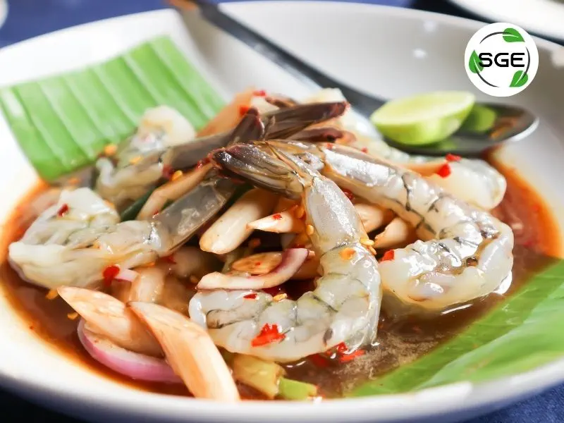 ตำไหลบัว ใส่กุ้งสด