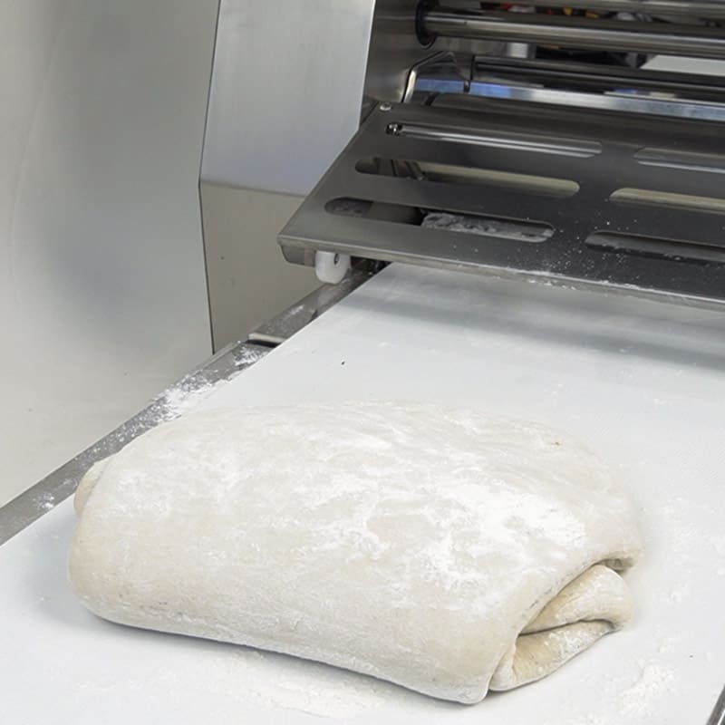 Dough rolling machine-review3