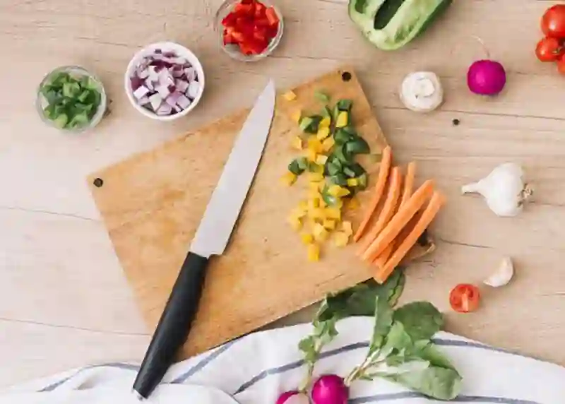 How to care for a wooden cutting board2021-2