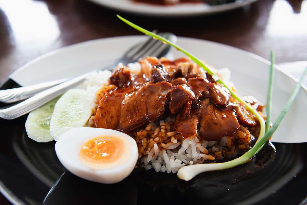 ข้าวหมูแดง