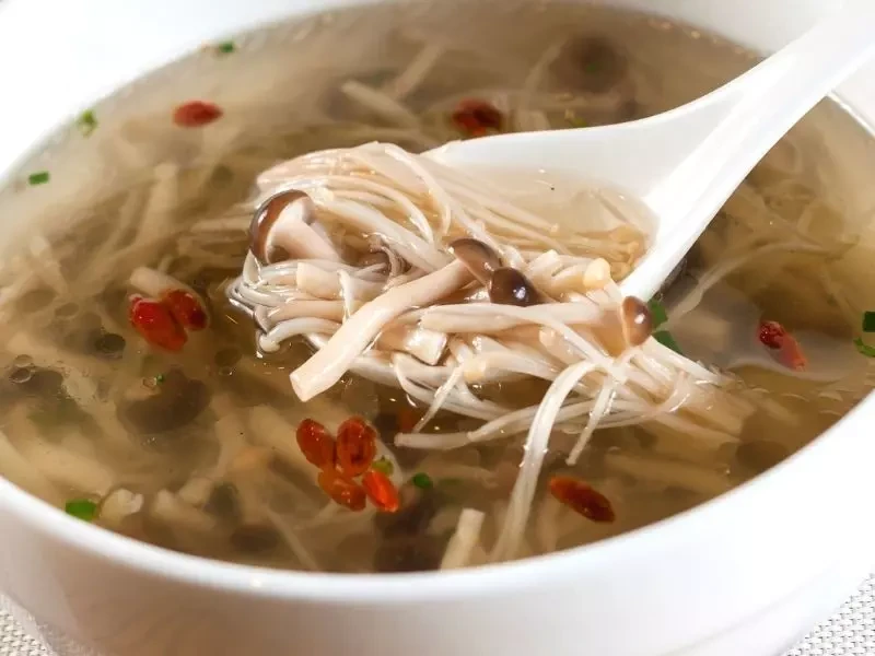 เห็ดเข็มทอง