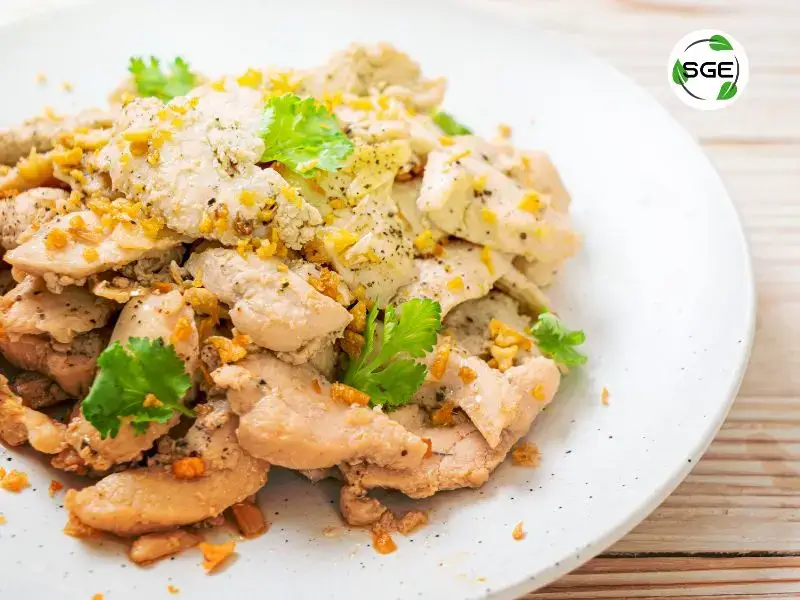 วิธีทำ ไก่กระเทียมพริกไทย ราดข้าว สูตรนุ่มอร่อย เมนูข้าวกล่อง ทำง่าย ๆ สูตรอาหาร