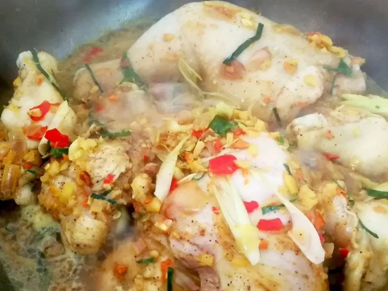 ไก่ใต้น้ำ
