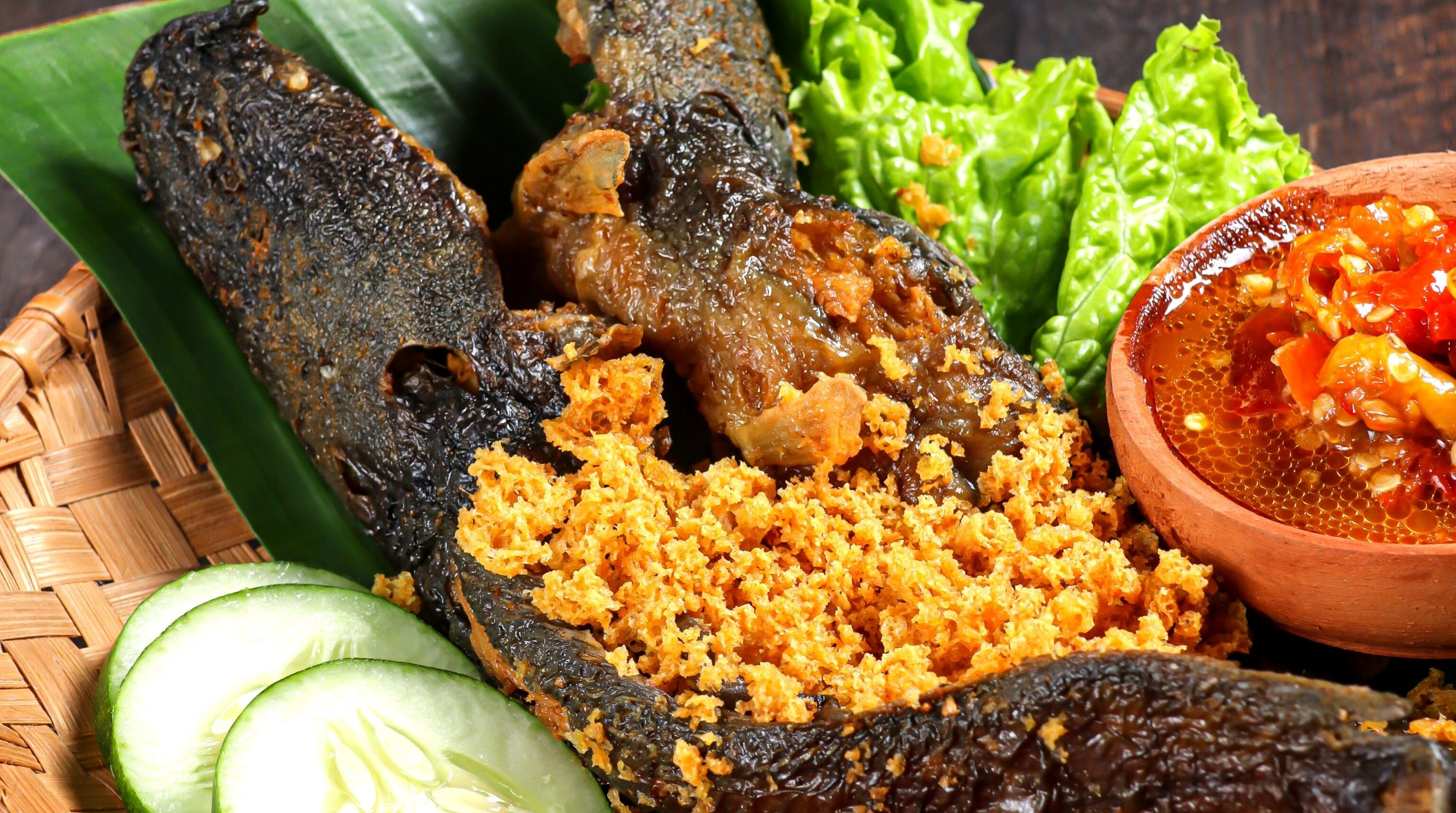 ปลาดุกทอดกระเทียม