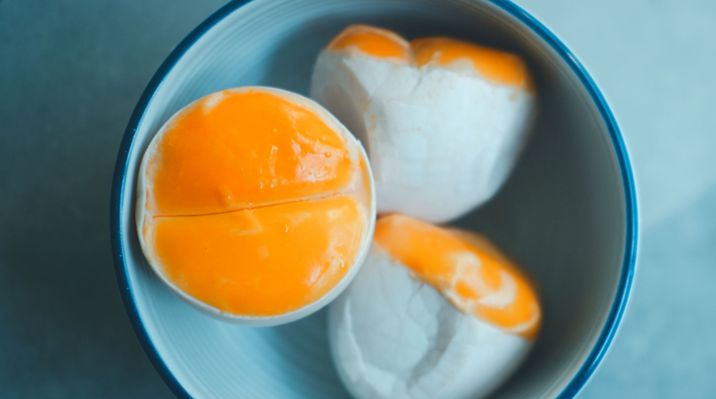 ไข่ครอบ