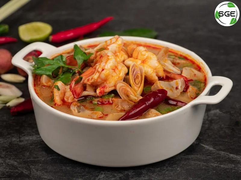 อาหารภาคกลาง-traditional-thai-food-04 tomyumkung