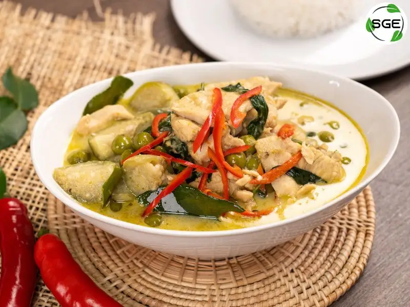 อาหารภาคกลาง-traditional-thai-food-13 thaigreenchickencurry