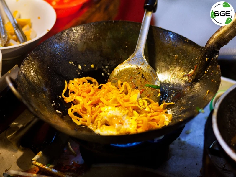 ผัดไทย ผัดไทยกุ้งสด-pad-thai-13