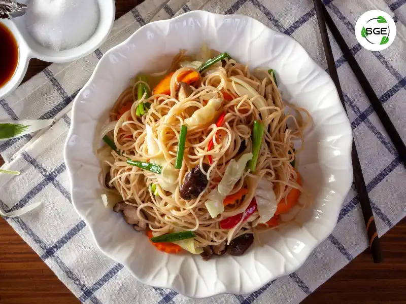 เมนูเห็ดหอม ผัดหมี่ซั่ว
