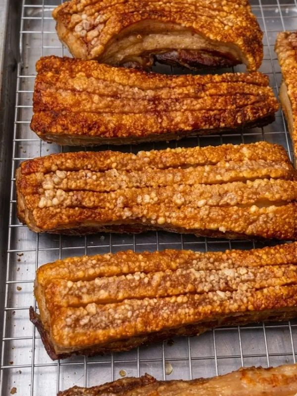 ลูกค้าทดลองอบหมูกรอบ ด้วยเตาอบไฟฟ้า รุ่น Standard (OV-E1) ลูกค้าทดลองอบหมูกรอบ ด้วยเตาอบไฟฟ้า รุ่น Standard (OV-E1)