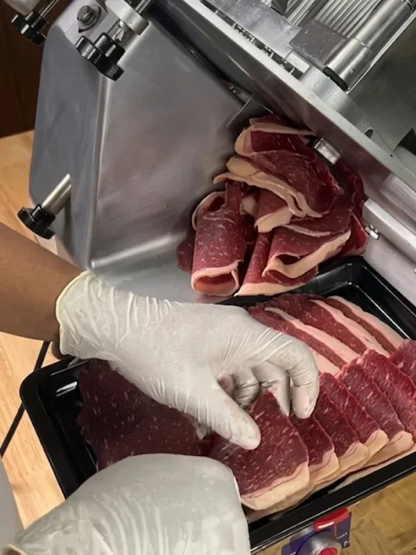 ทดลองสไลด์เนื้อ ด้วยเครื่องสไลด์หมู อัตโนมัติ รุ่น MSA14-STAND ใบมีด 14 นิ้ว ทดลองสไลด์เนื้อ ด้วยเครื่องสไลด์หมู อัตโนมัติ รุ่น MSA14-STAND ใบมีด 14 นิ้ว