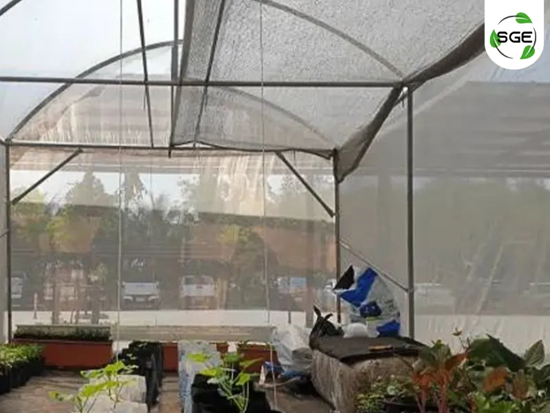 สแลนกันแดดสีขาว