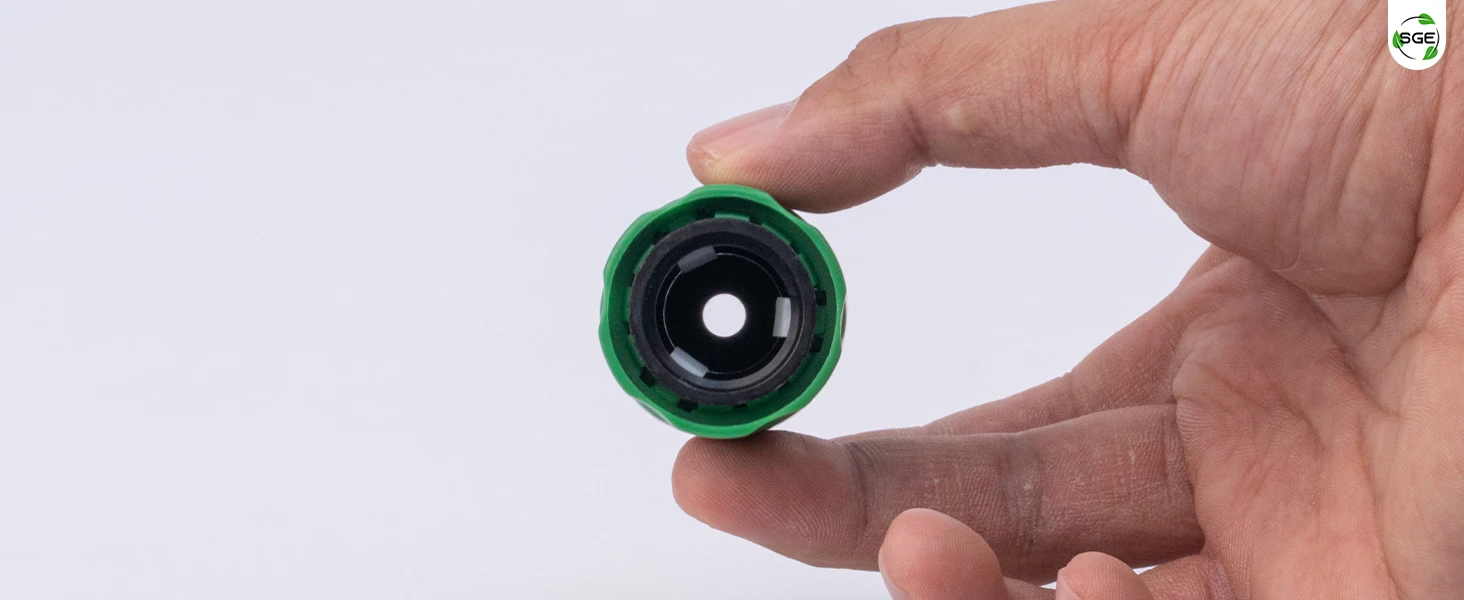 ภาพสินค้าจริง 03 ข้อต่อสวมเร็ว สำหรับสายไมโคร 8/11, 9/12