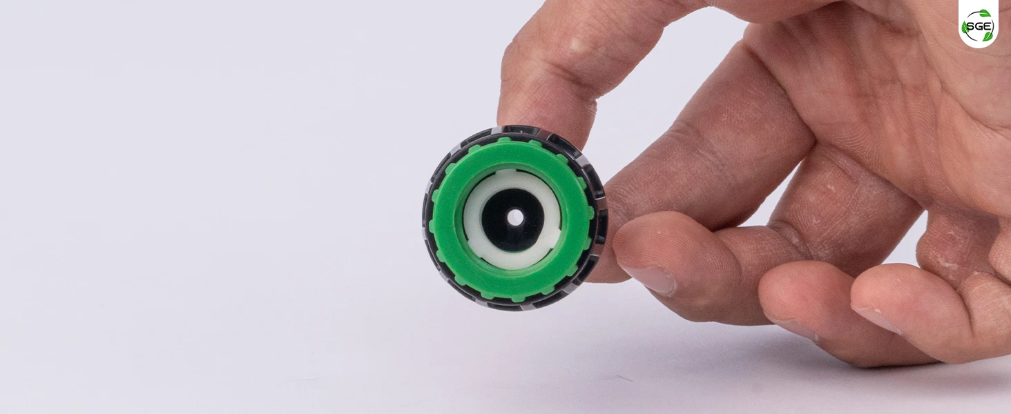 ภาพสินค้าจริง 03 ข้อต่อก๊อกน้ำ ข้อต่อสวมเร็ว แบบขันเกลียว สายไมโคร 4/7, 5/7