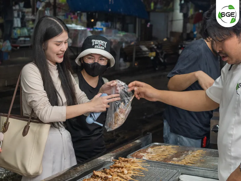ทดลองขาย และเปิดร้านหมูปิ้งจริง ทดลองขาย และเปิดร้านหมูปิ้งจริง