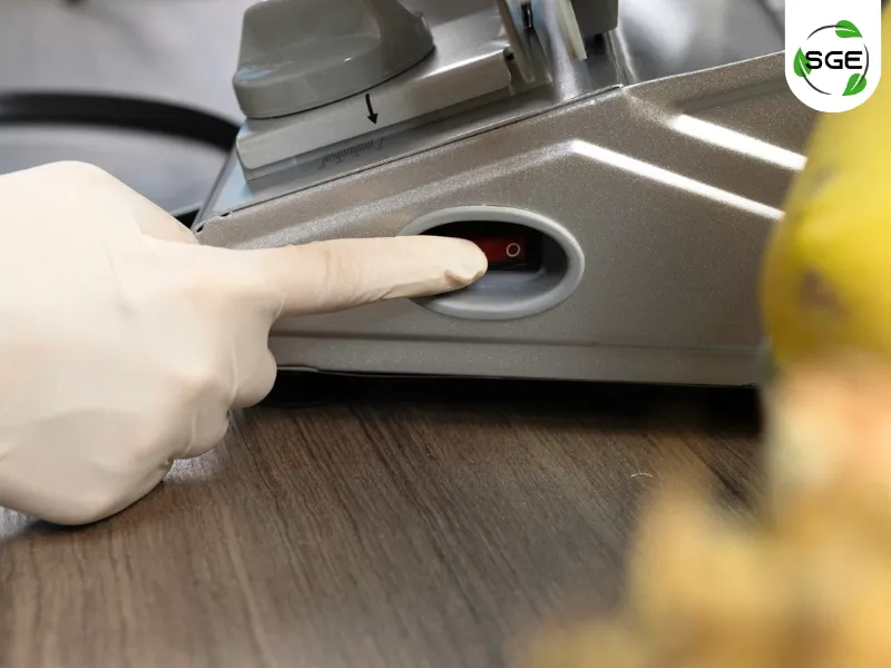 วิธีการใช้งาน เครื่องสไลด์หมู กึ่งอัตโนมัติ MS7 ขั้นตอนที่4