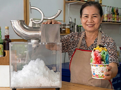 รีวิว เครื่องทำน้ำแข็งใสจากลูกค้าของเรา คุณตุ๊กตา เจ้าของร้านขนมหวาน