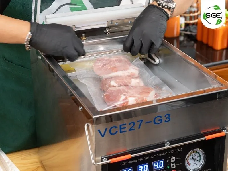 วิธีการใช้งาน เครื่องซีลสูญญากาศ VCE-G3 ขั้นตอนการวางถุงสินค้าลงในห้องสูญญากาศ