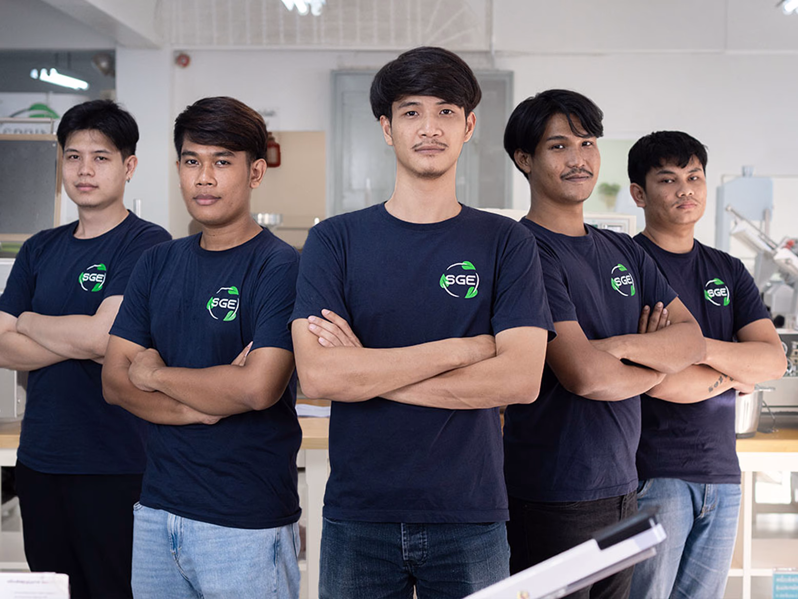 รับประกันศูนย์ไทยนาน 1 ปี