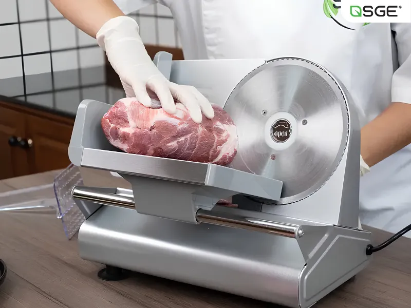 เครื่องสไลด์หมู มือสอง เหมาะกับใคร? เครื่องสไลด์หมู มือสอง เหมาะกับใคร?