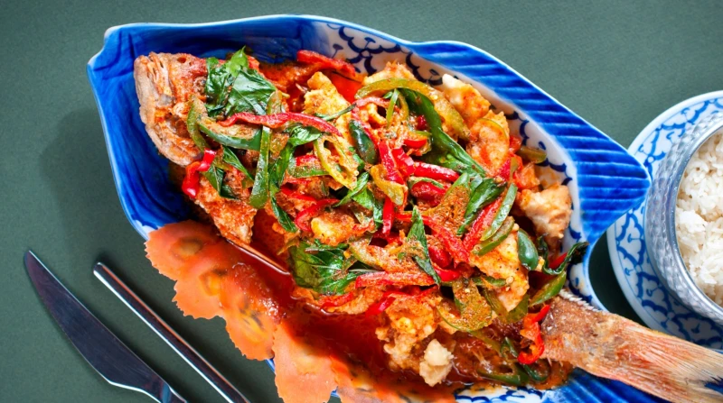 ปลาผัดพริกสด